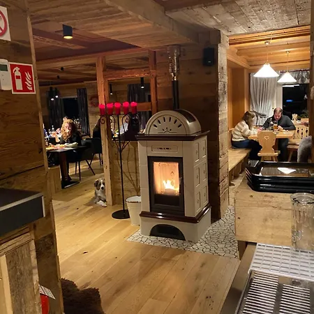 Hotel Almhof San Candido