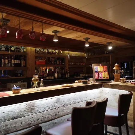 Hotel Almhof San Candido